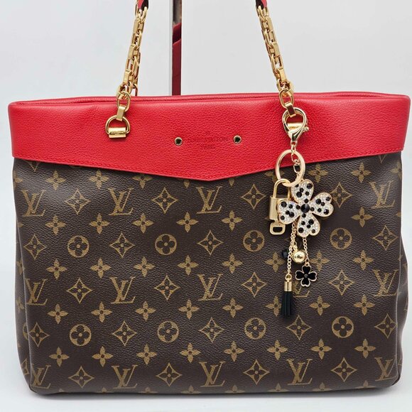 Authentic Louis Vuitton Lock & Key with unbranded Bagcharm, Keycharm, Keychain - Picture 10 of 10